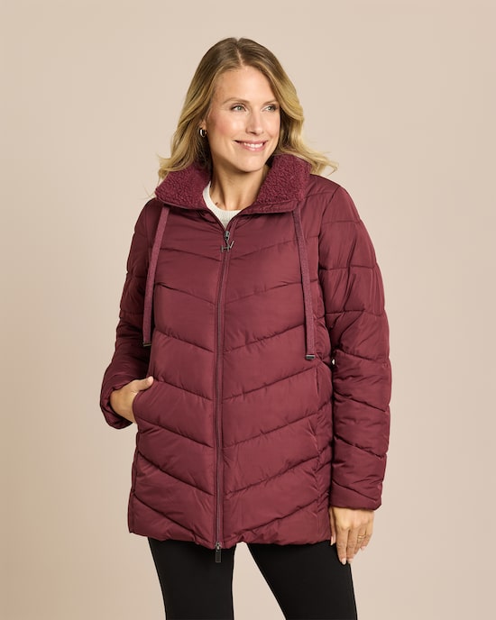 Produktabbildung für Winterjacke mit Teddy-Kragen
