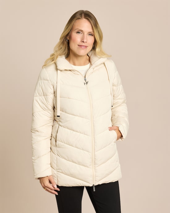 Produktabbildung für Winterjacke mit Teddy-Kragen