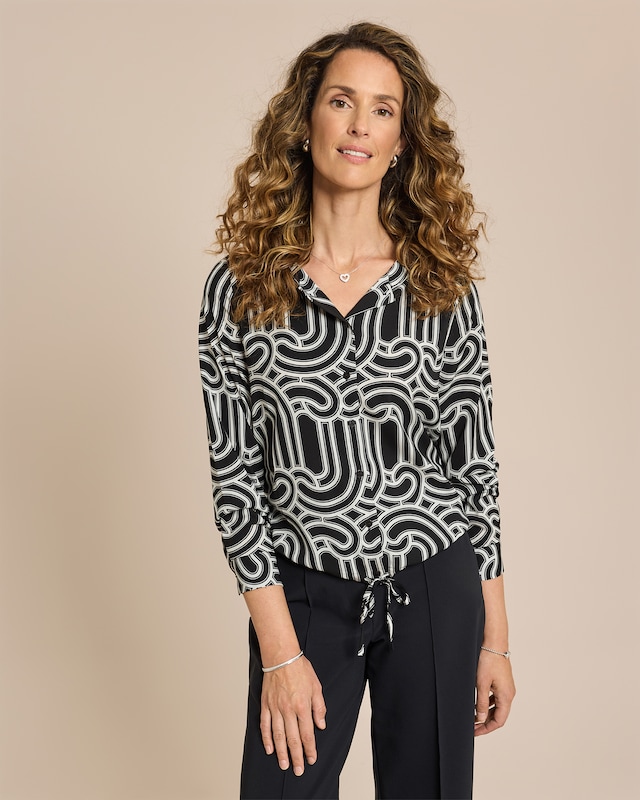 Bluse mit Kapuze bedruckt