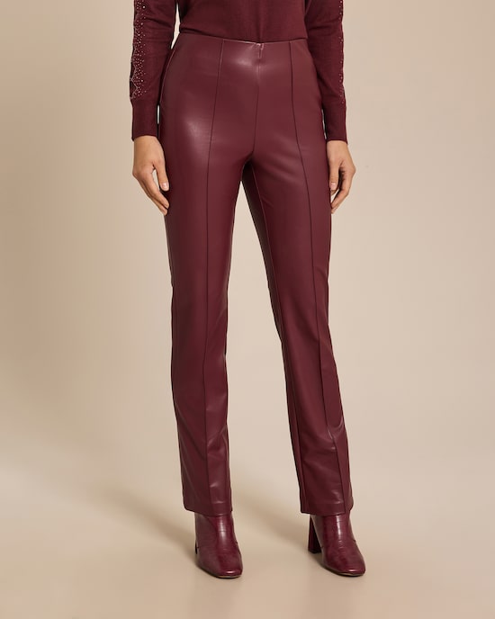 Produktabbildung für Bootcut-Hose aus Lederimitat