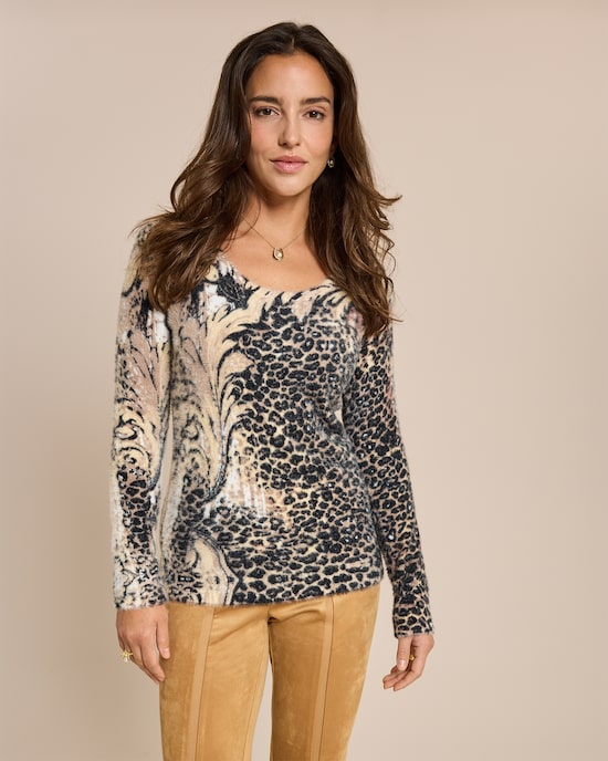 Produktabbildung für Kuschelpullover mit Leoprint