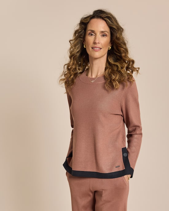 Produktabbildung für Boxy Strickpullover mit Knöpfen