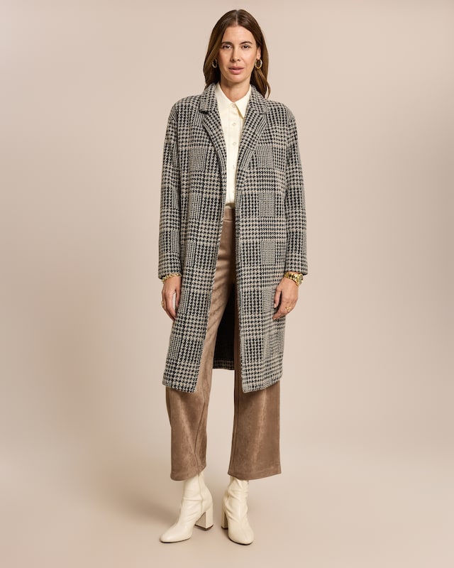 Strickmantel mit Karomuster