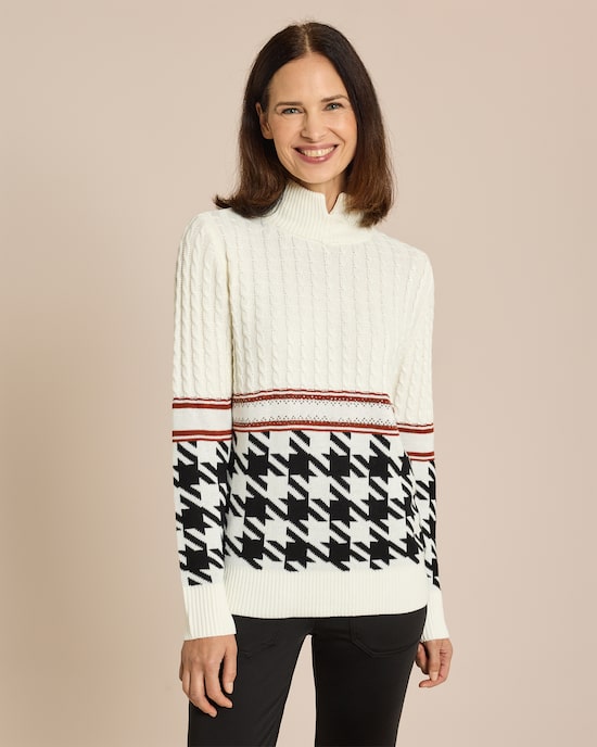 Produktabbildung für Pullover mit hohem Kragen