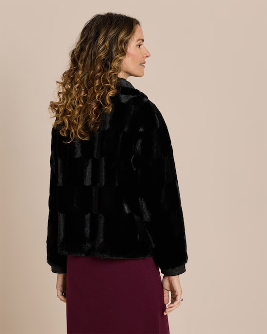 Produktabbildung für Webpelzjacke mit Strukturpelz