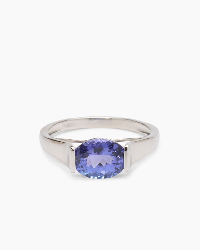 Ring mit Tansanit AAAA+
