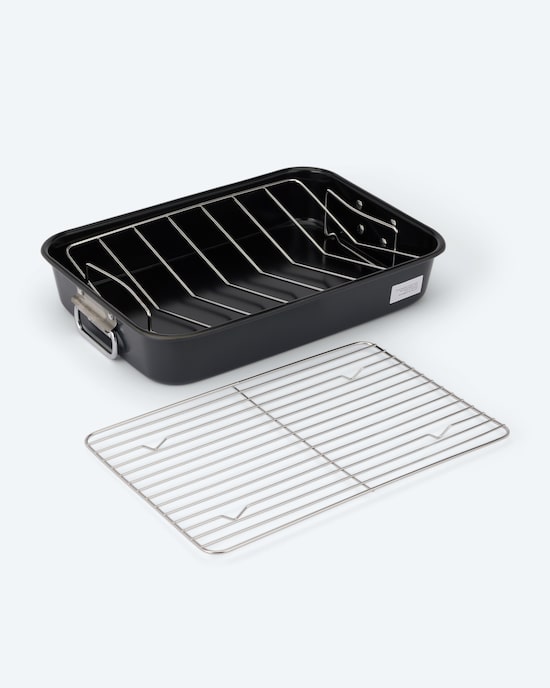 Produktabbildung für Festtagsbräter mit 2 Einsätzen