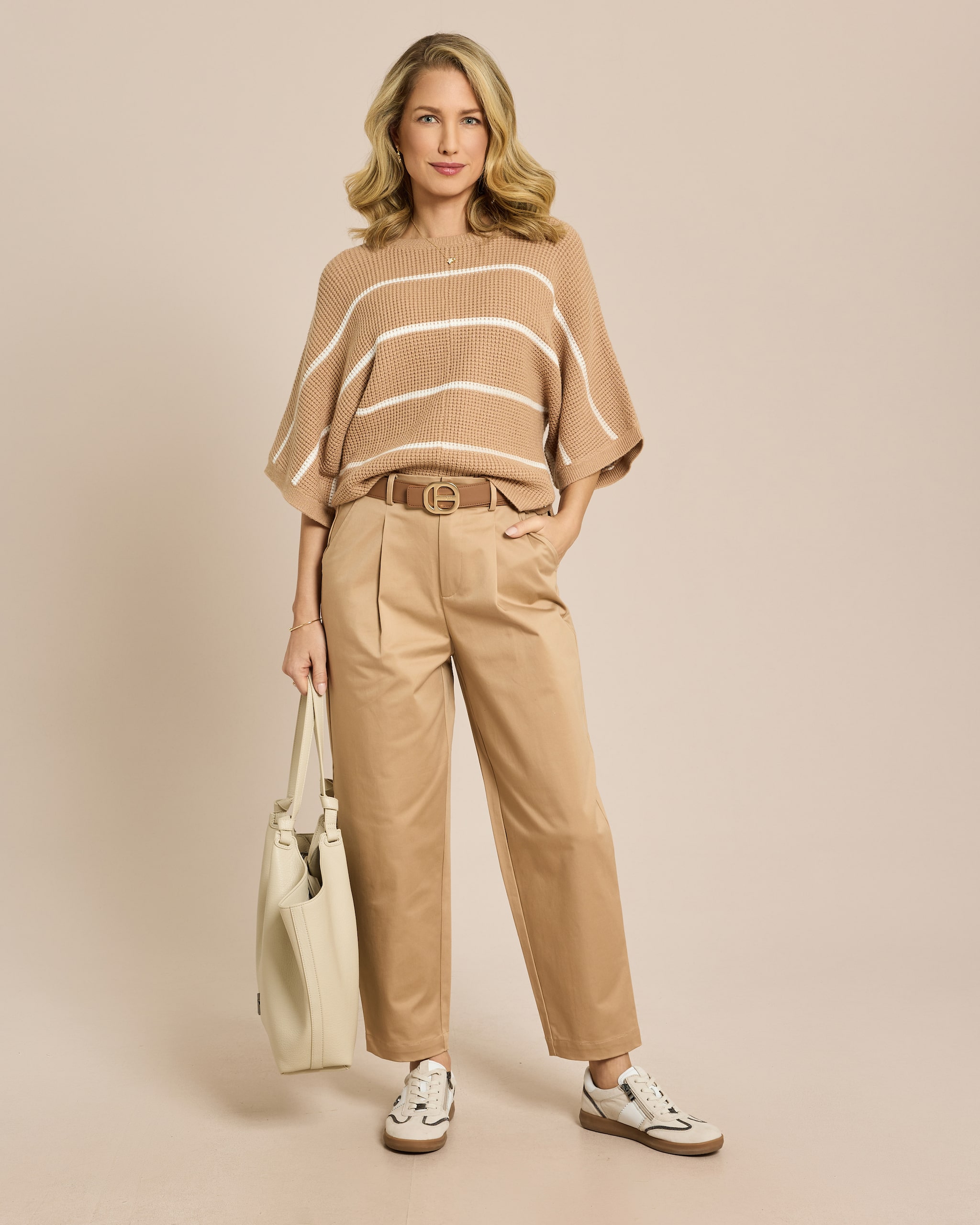 Produktabbildung für Barrel Fit Baumwollhose mit Bundfalte