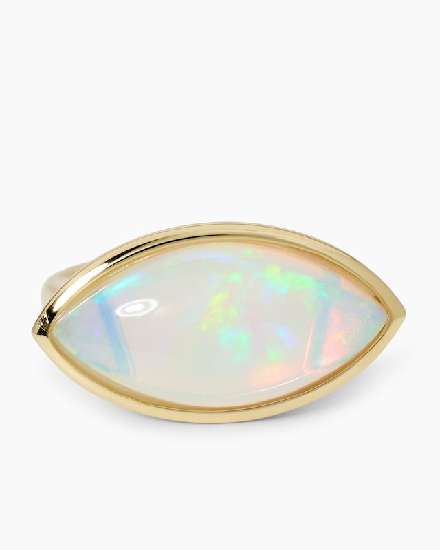 Ring mit äthiopischem Kristallopal