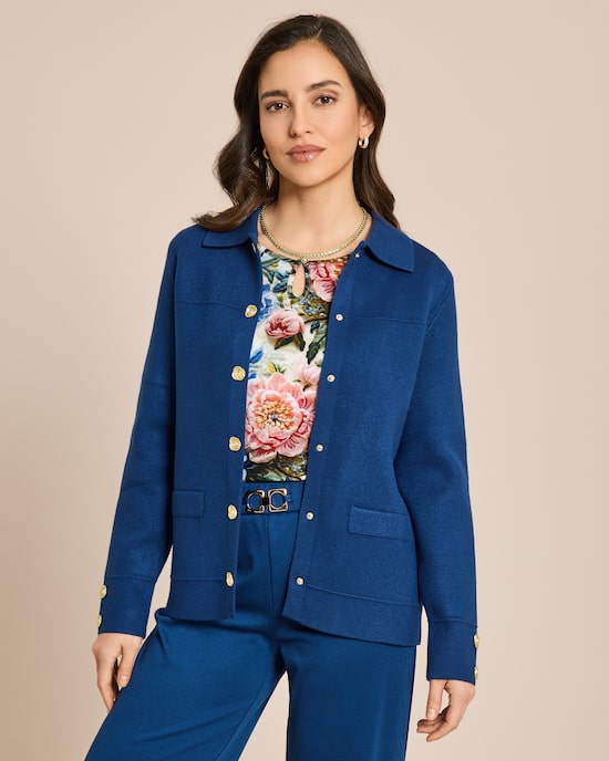 Produktabbildung für Strickblazer mit Rosenknöpfe