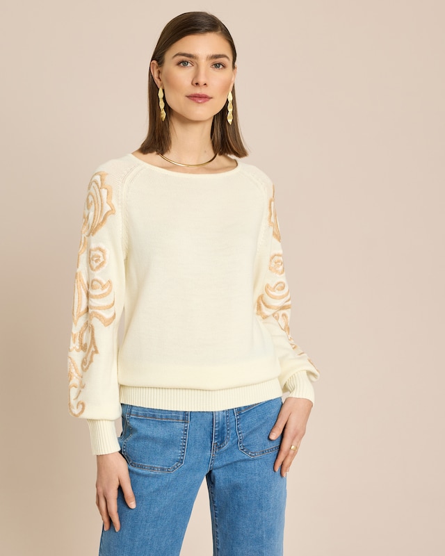 Pullover mit Ärmelstickung