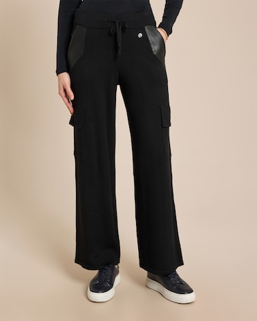 Produktabbildung für Strickhose mit veganen Lederdetails