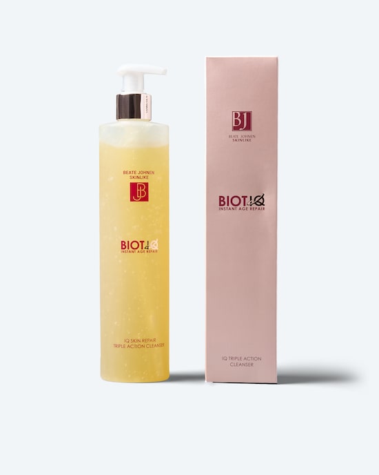 Produktabbildung für IQ Skin Repair Triple Action Cleanser