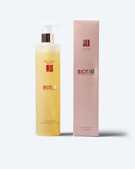 Produktabbildung für IQ Skin Repair Triple Action Cleanser