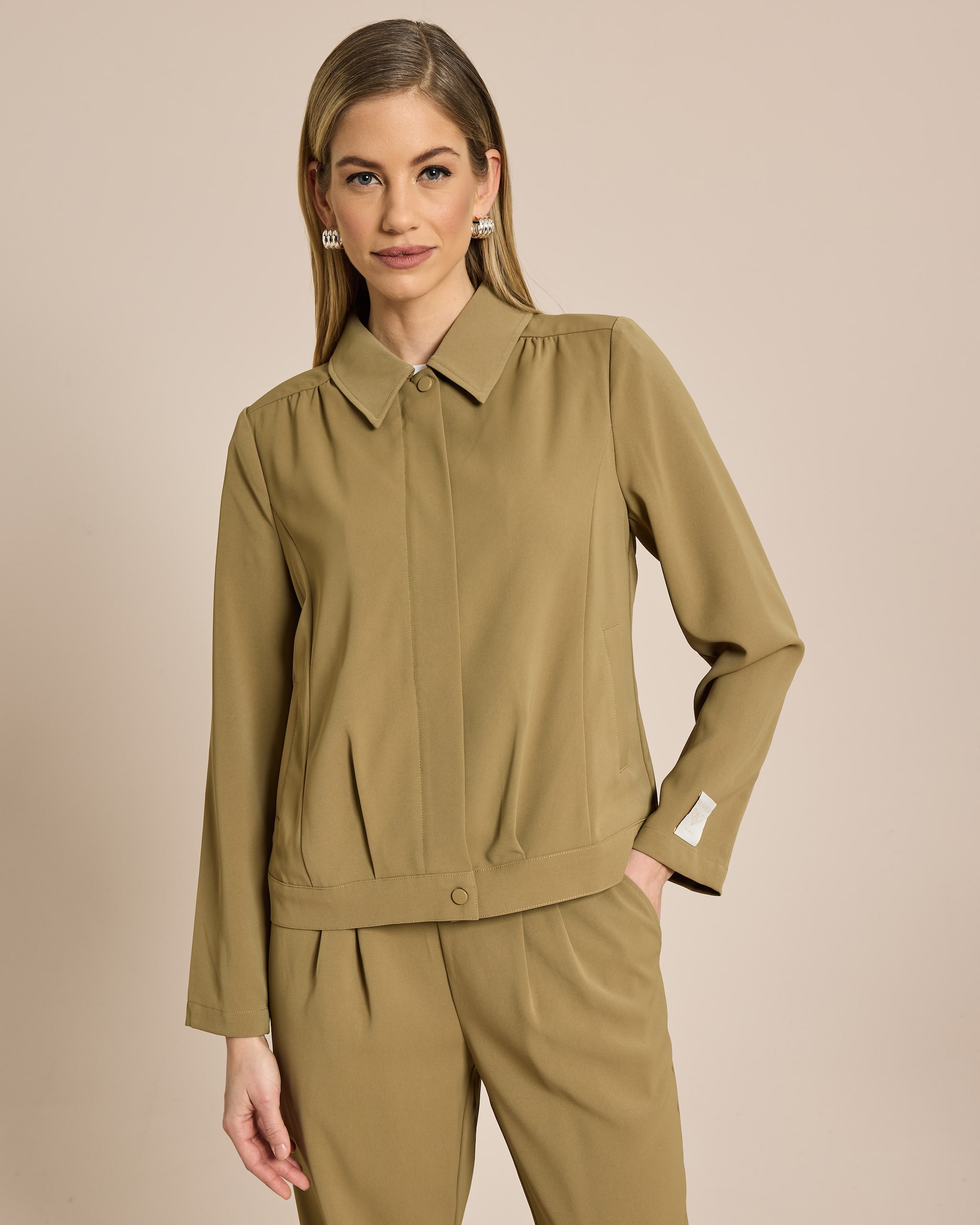 Produktabbildung für Jacke aus Webstoff