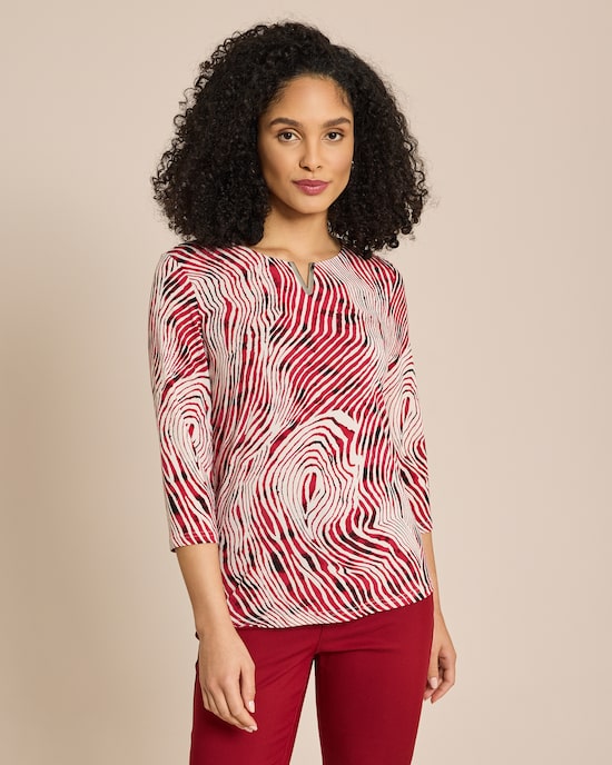 Produktabbildung für Shirt Animal mit Accessoire am V-Ausschnitt