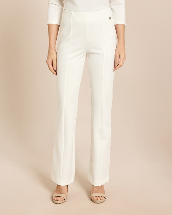 Produktabbildung für Hose mit leicht ausgestelltem Bein