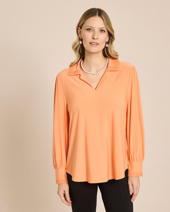 Produktabbildung für Blusenshirt mit Spitzenkragen