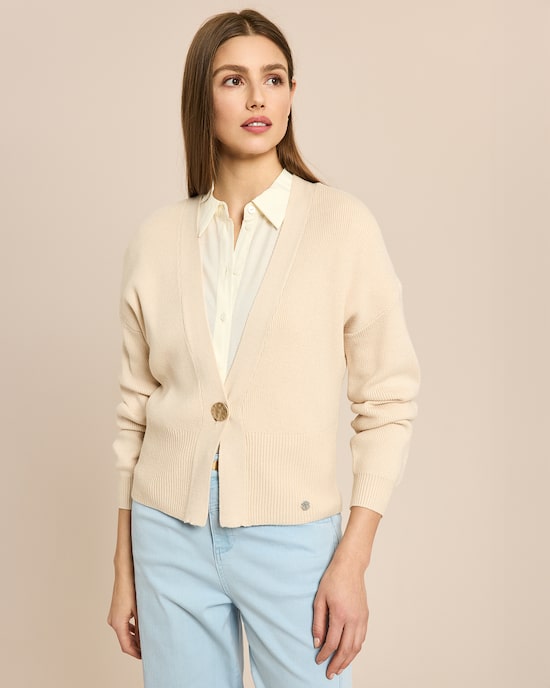 Produktabbildung für Kurzer Cardigan mit Knopfdetail