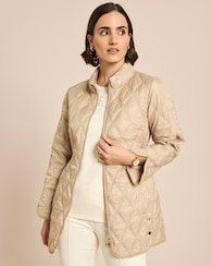 Produktabbildung für Steppmantel Light mit Gürtel