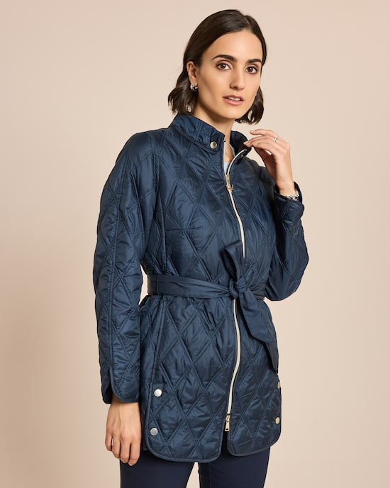 Produktabbildung für Steppmantel Light mit Gürtel