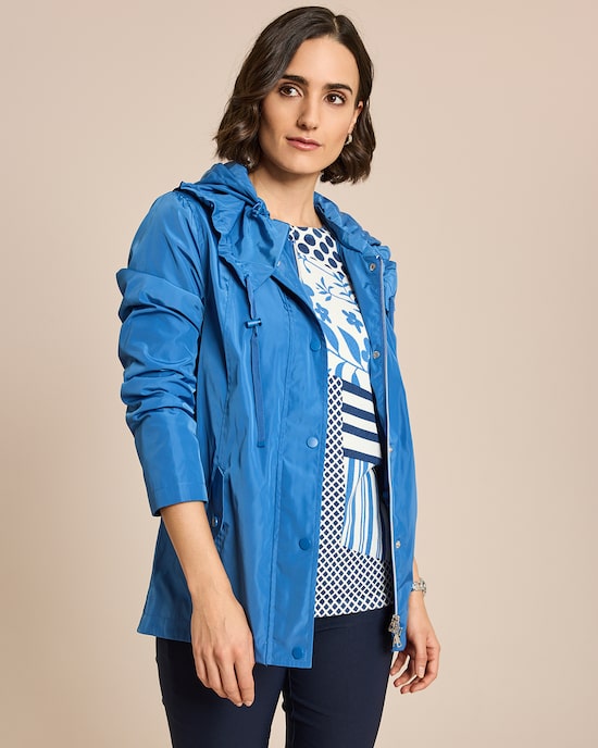 Produktabbildung für Übergangsjacke mit abnehmbarer Kapuze