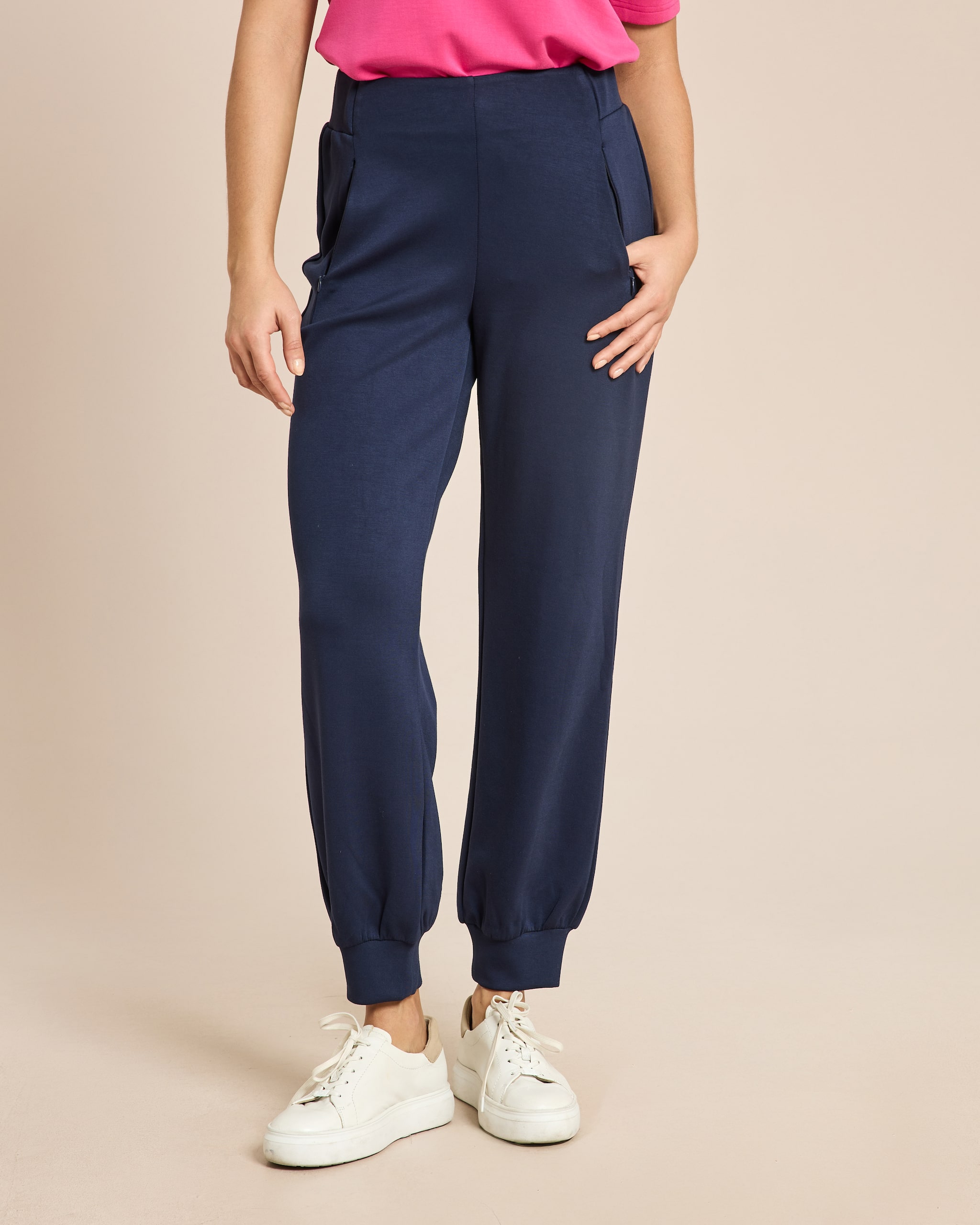 Produktabbildung für Relaxflex Jogger mit Zippertaschen