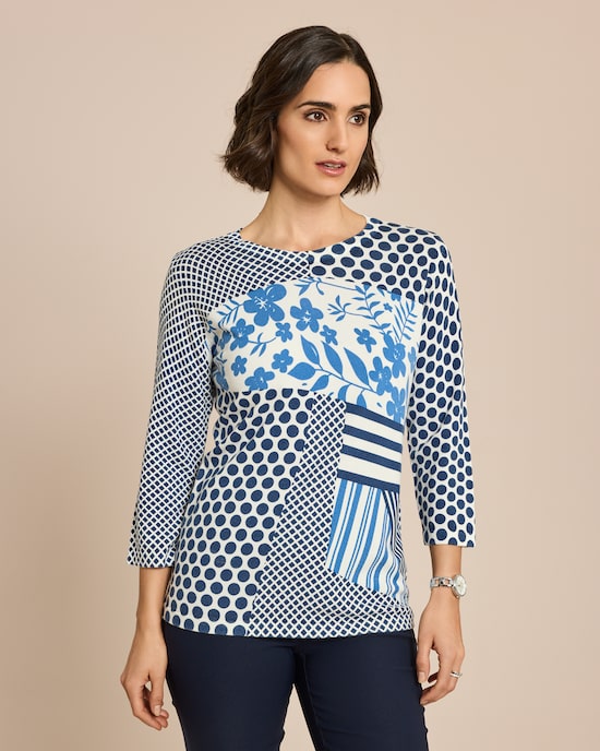 Produktabbildung für Pullover mit Punkte-Blumen-Druck