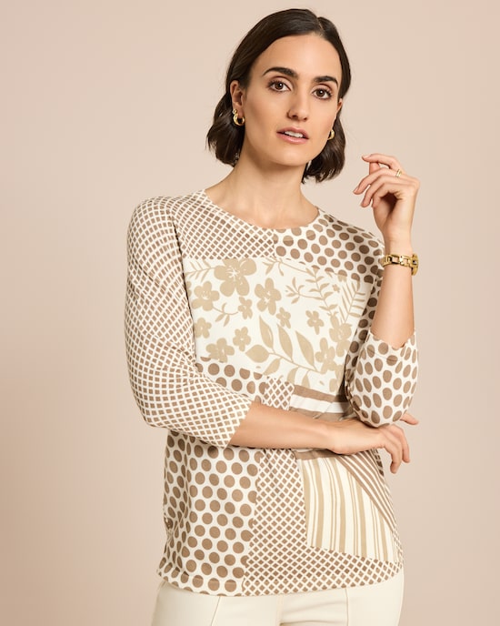 Produktabbildung für Pullover mit Punkte-Blumen-Druck