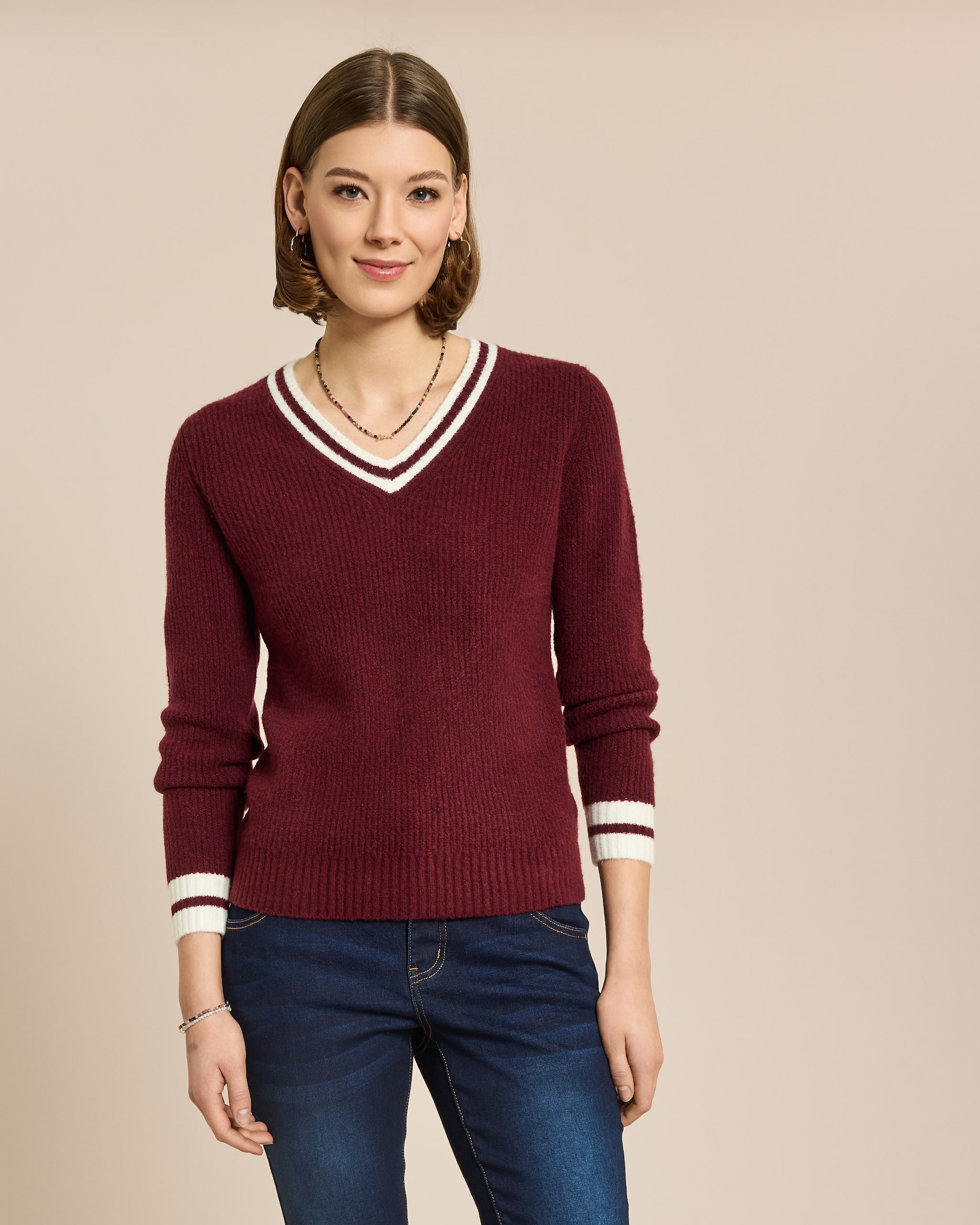 Produktabbildung für Pullover im College Look