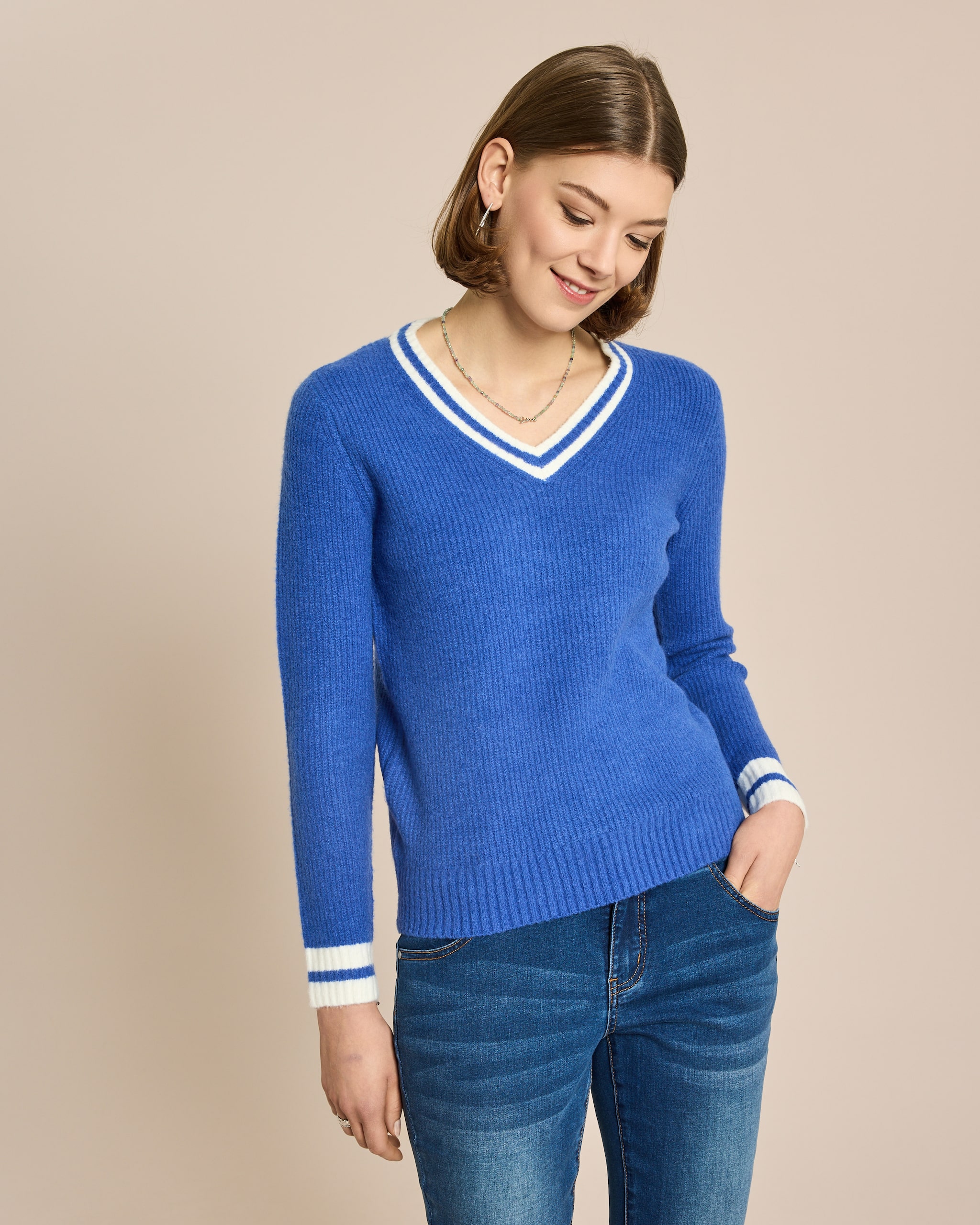 Produktabbildung für Pullover im College Look