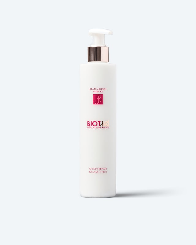 IQ Skin Repair Balance Feet