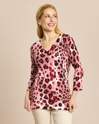 Produktabbildung für Classic Pullover bunter Leoprint