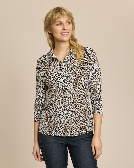 Produktabbildung für Poloshirt aus Jersey mit Animaldruck