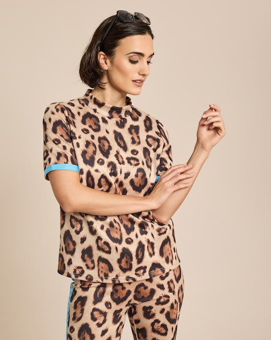Produktabbildung für Shirt in Veloursoptik mit Jaguar-Print