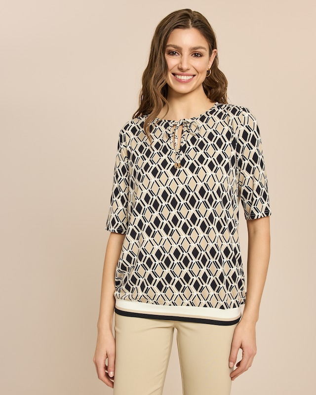 Shirt mit Key-Hole und Kordel