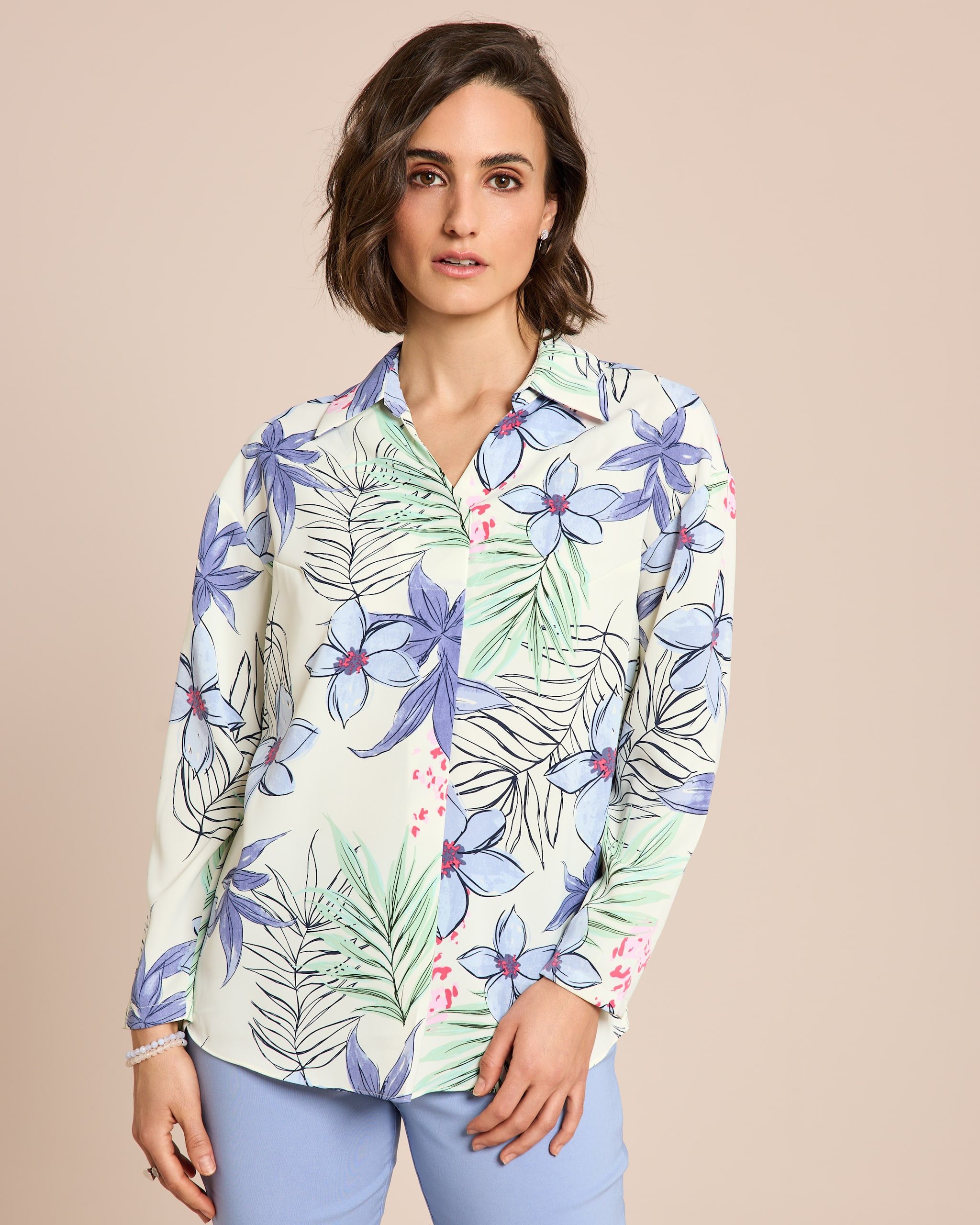 Produktabbildung für Bluse mit Hemdkragen Blätter-u.Blüten