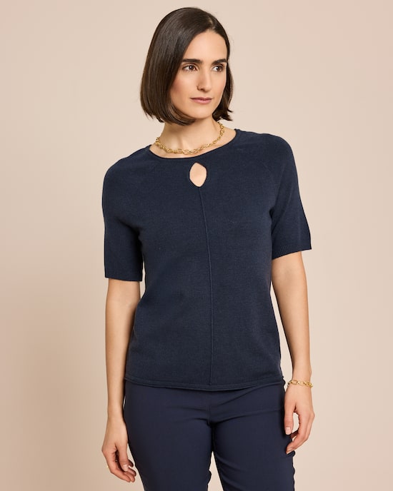 Produktabbildung für Pullover mit Halbarm und Keyhole