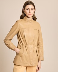 Produktabbildung für Lederjacke mit Perforierungsdetails