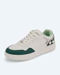 Produktabbildung für Sneaker mit Charms