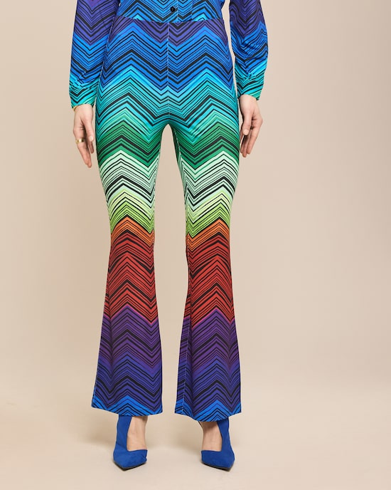 Produktabbildung für Hose mit Schlag und Exklusivdruck