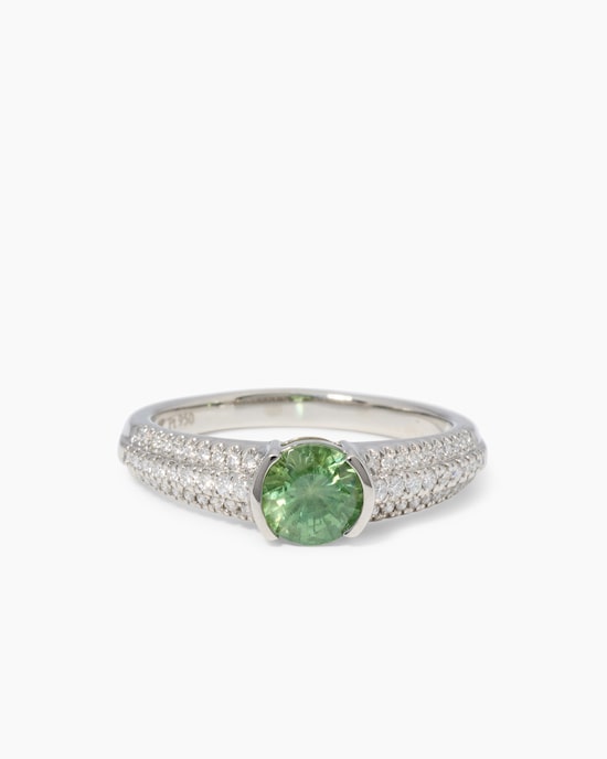 Produktabbildung für Ring mit Demantoid & Brillanten