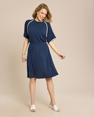 Produktabbildung 1 für Kleid mit Stickerei an Kanten