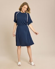 Produktabbildung für Kleid mit Stickerei an Kanten