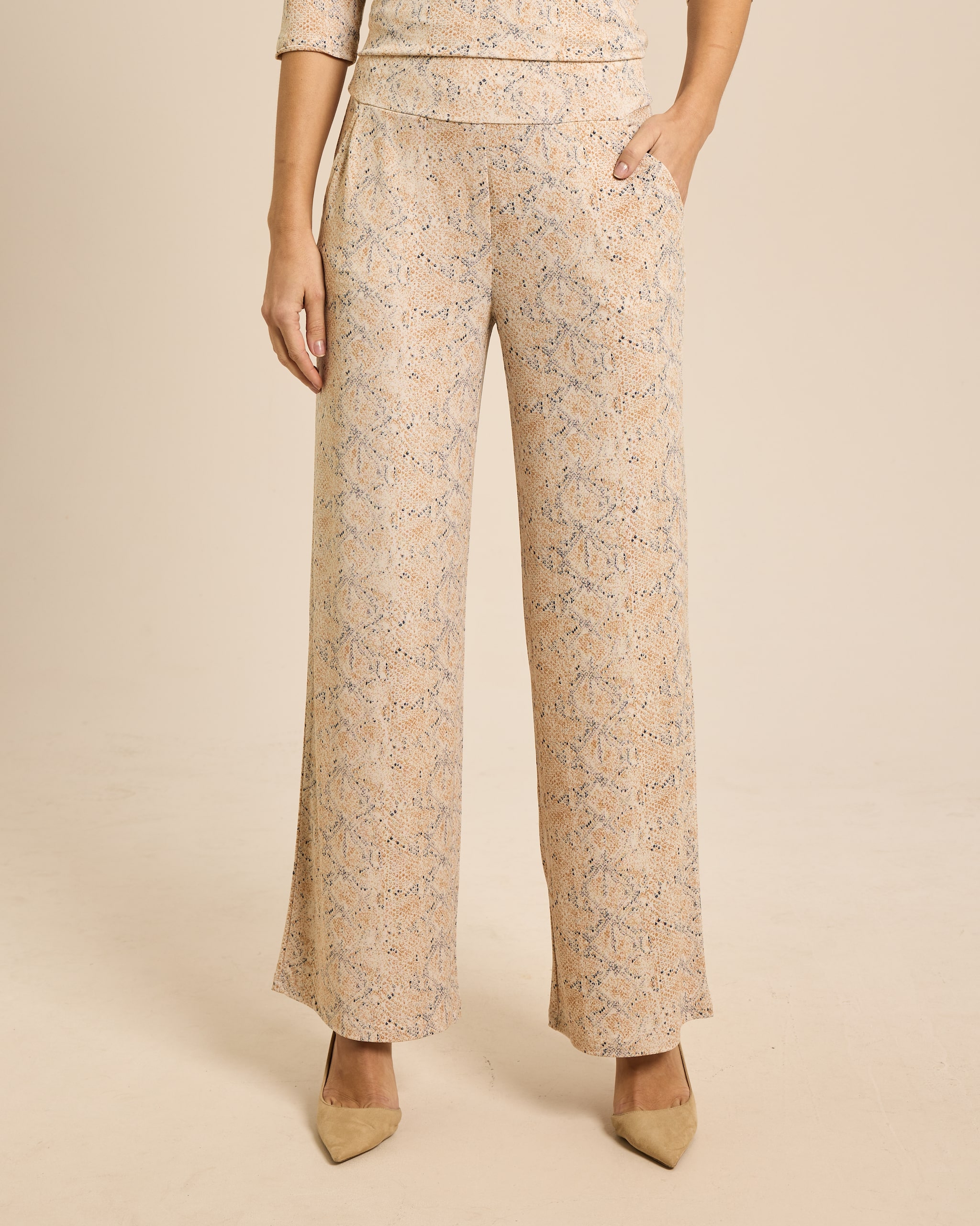 Produktabbildung für "Women Deluxe" Hose mit Snake Print