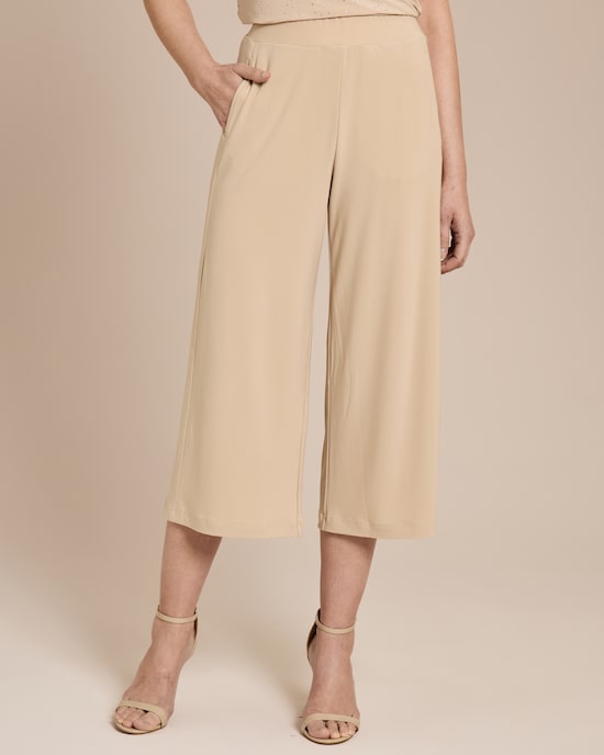 Produktabbildung für Culotte mit vorverlegter Seitennaht