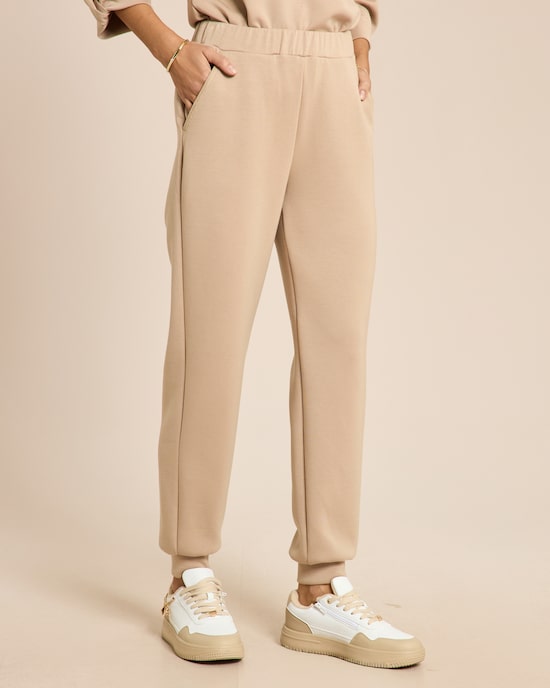 Produktabbildung für Sweathose mit Metallic Stickerei