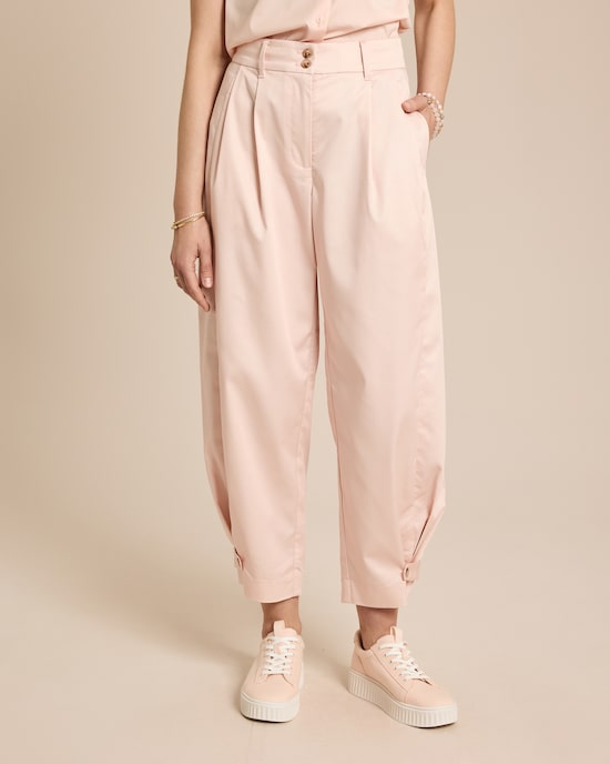 Produktabbildung für Hose mit Riegeldetail