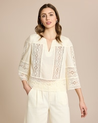 Produktabbildung für Leinenbluse mit Spitzendetails