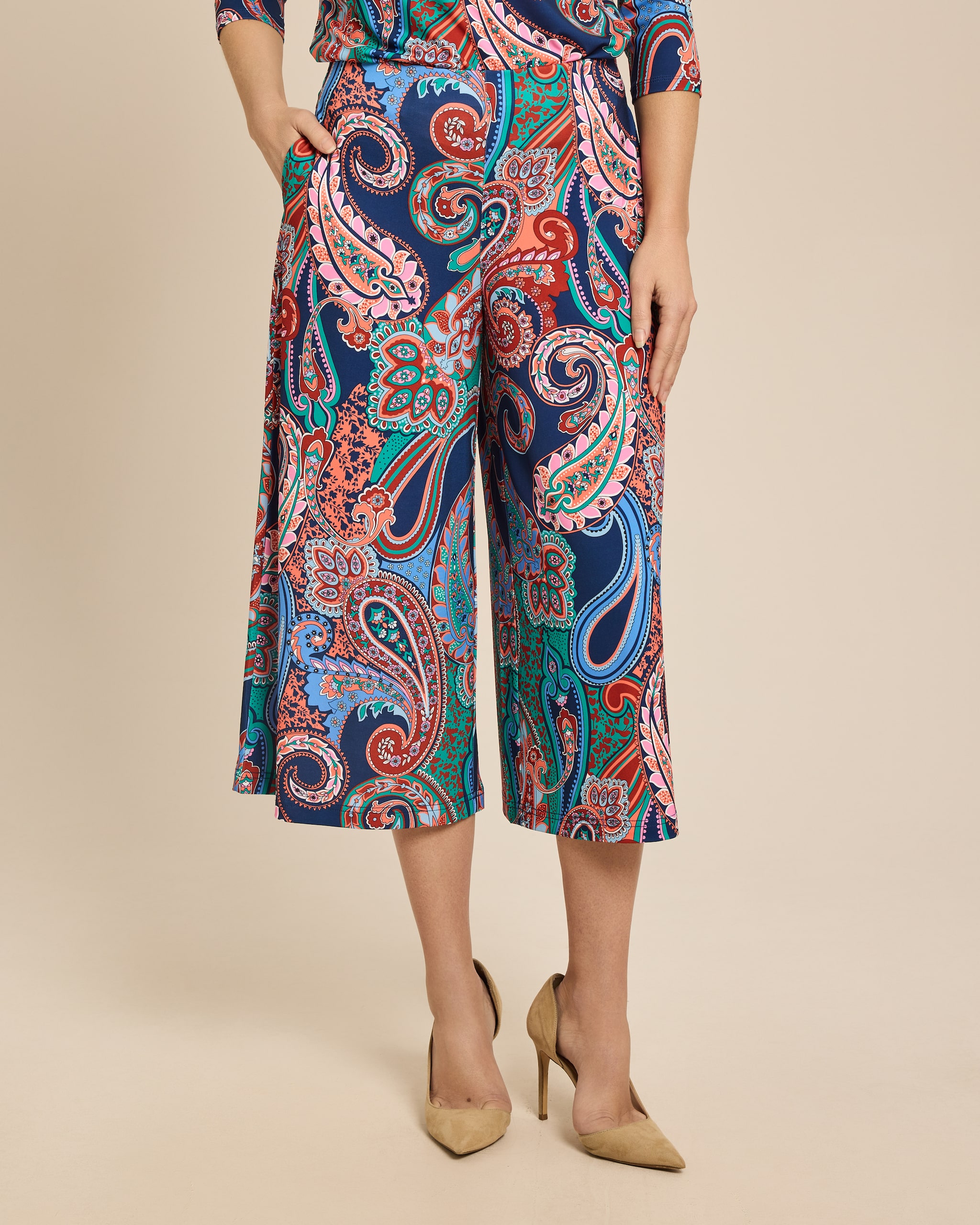 Produktabbildung für Hosenrock mit Paisley-Druck